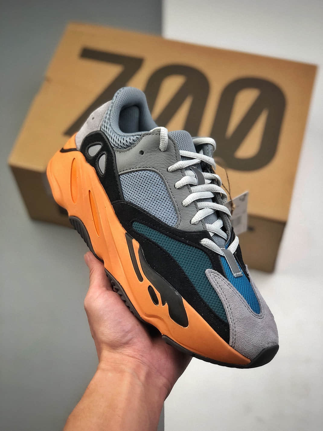 Yeezy Boost 700 